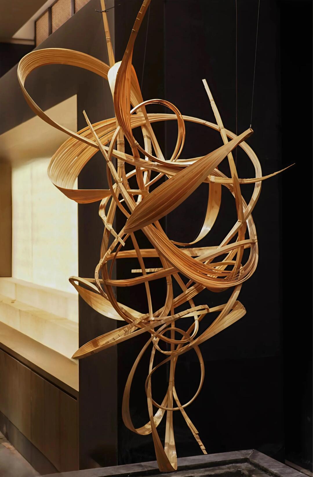 Writing Zen in Bamboo, Tracing the Paths of Wind and Mist | Hotel Installation Art| Installation art lostpeach