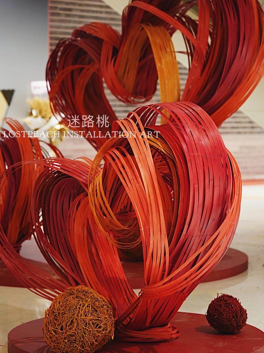 So Many Hearts, Come Take Photos | Installation On Display for Two Months| Installation art lostpeach