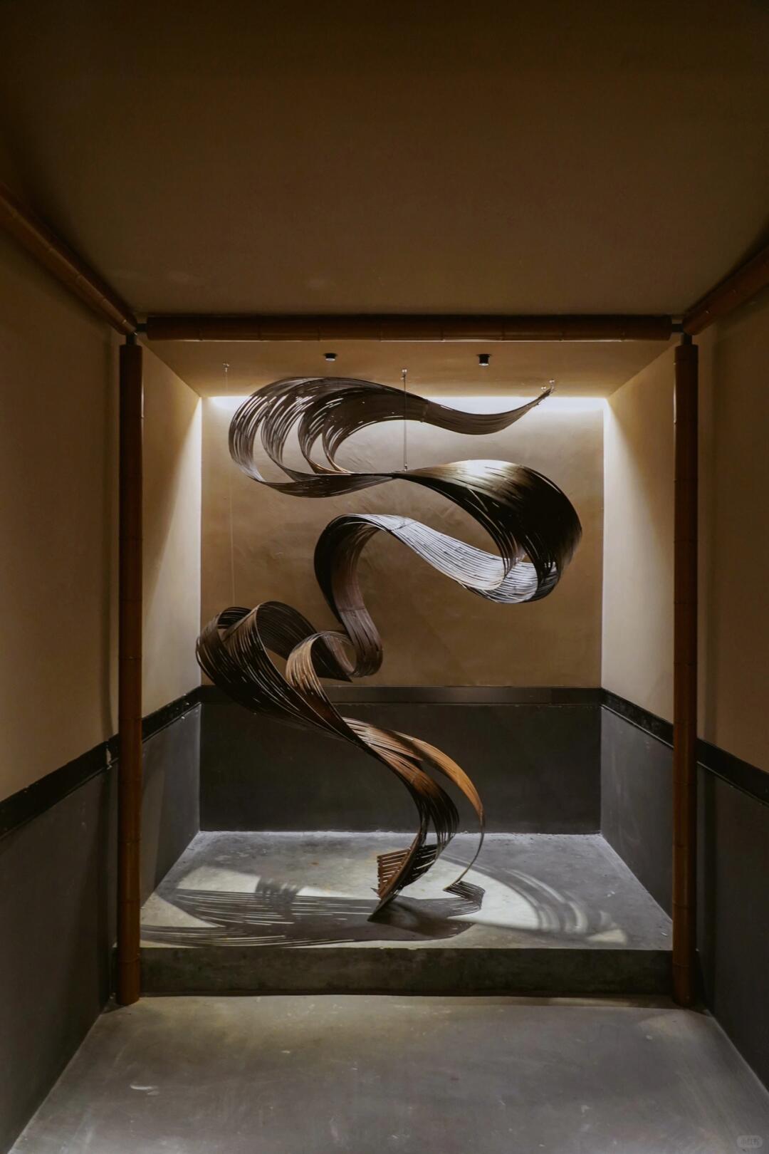 Capturing the Pour| Installation art lostpeach