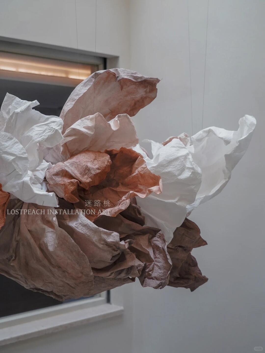 Rich Oil Painting Texture Art Installation | The Infinite Possibilities of Paper Art| Installation art lostpeach