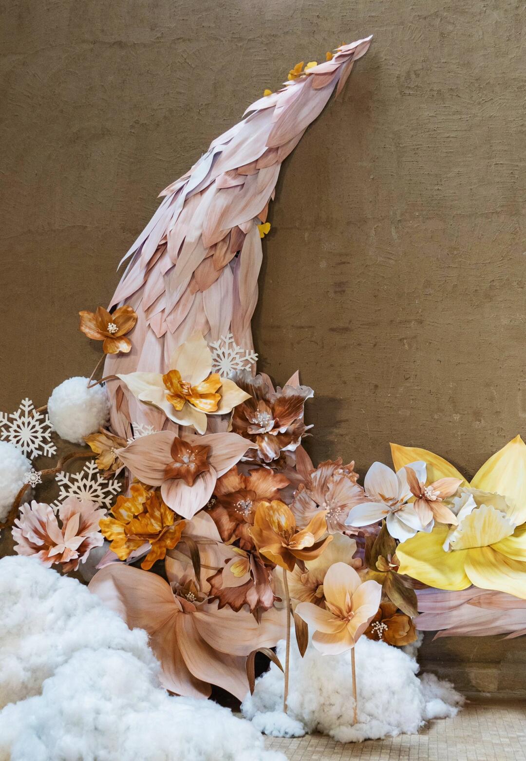 Seasons, Clouds, and Moon: A Mind-Bending Fusion of Seasonal Themes | Installation Art| Installation art lostpeach