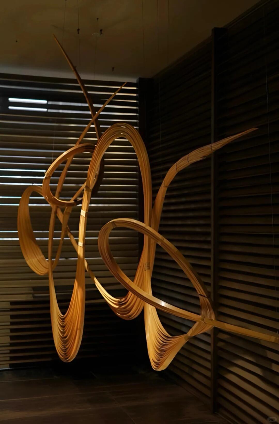 艺术审美,用竹线条勾勒山影 | 空间装置艺术 - 图片4