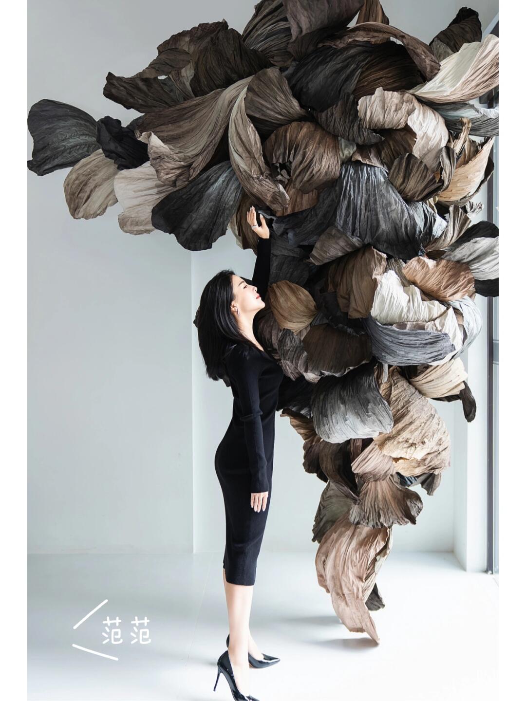 装置艺术 | 深秋的离别,枯叶在风中的演绎 - 图片6