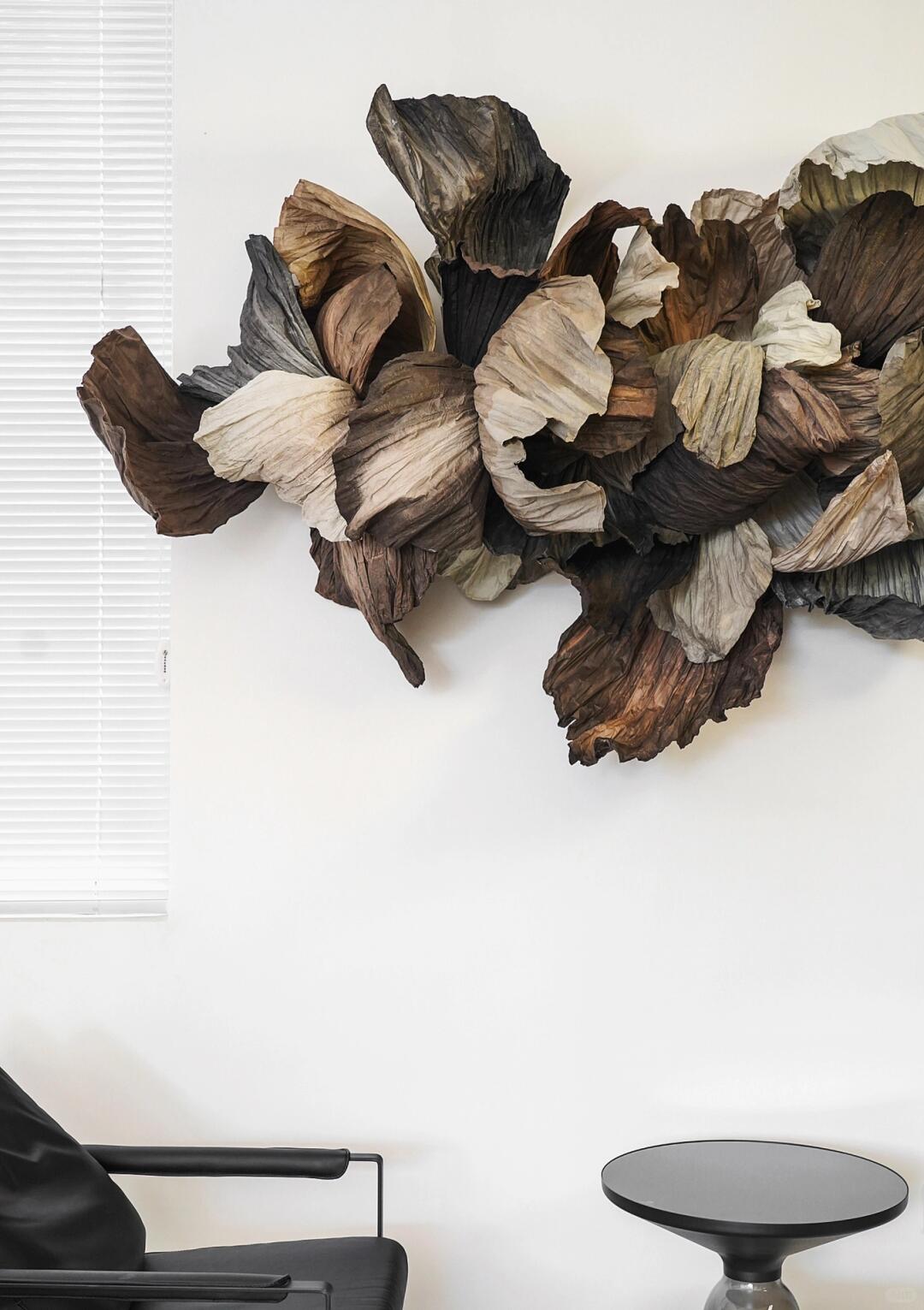 装置艺术 | 深秋的离别,枯叶在风中的演绎 - 图片9