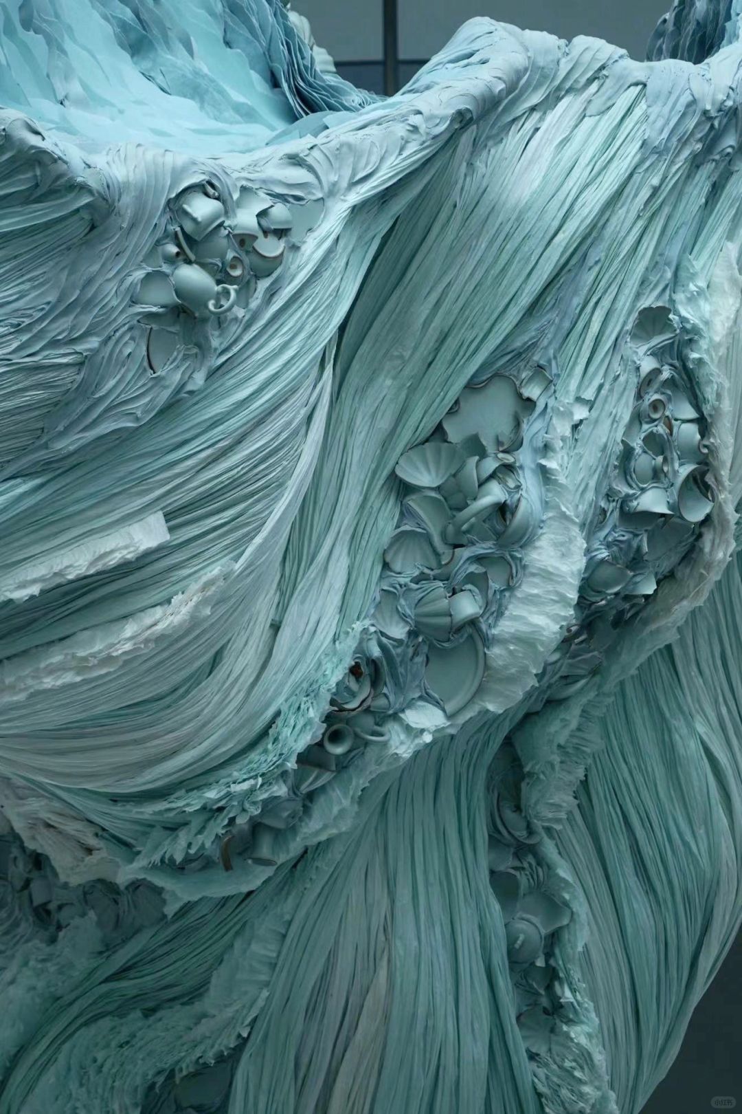 用千片碎汝瓷,刻画唯美宋代美学 | 装置艺术 - 图片9