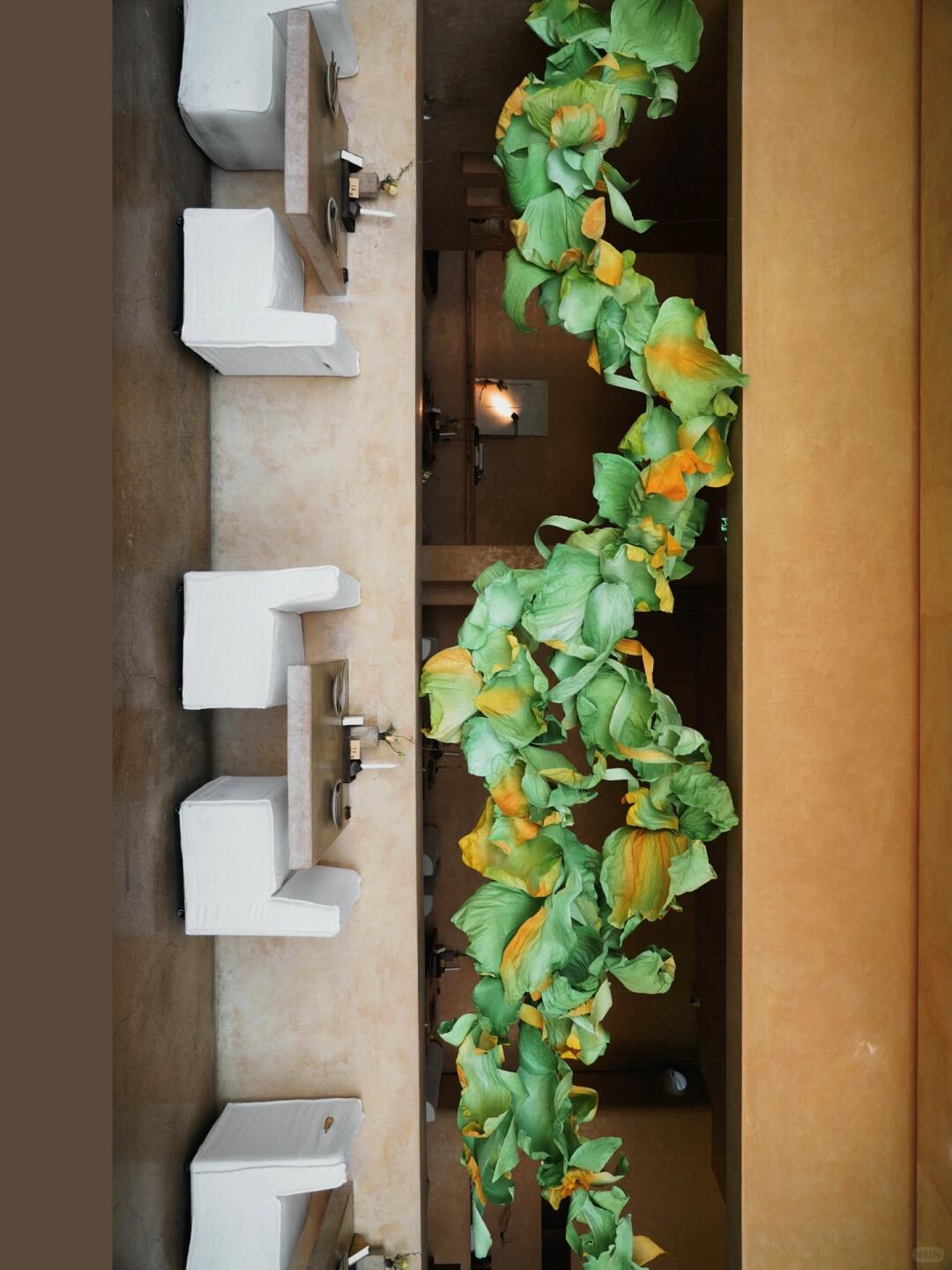 Early Spring-Summer | Spring/Summer Art Installation for a Desert-Themed Restaurant| Installation art lostpeach