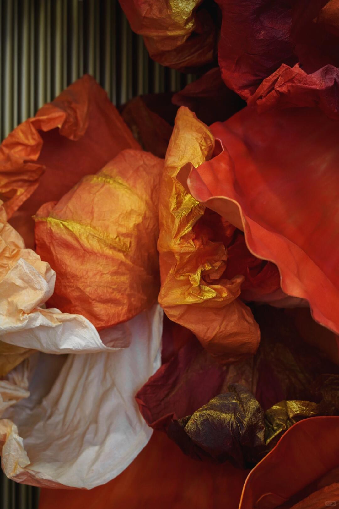 Flamboyant and Passionate, Floral Yet Not | Chinese-style Art Installation| Installation art lostpeach